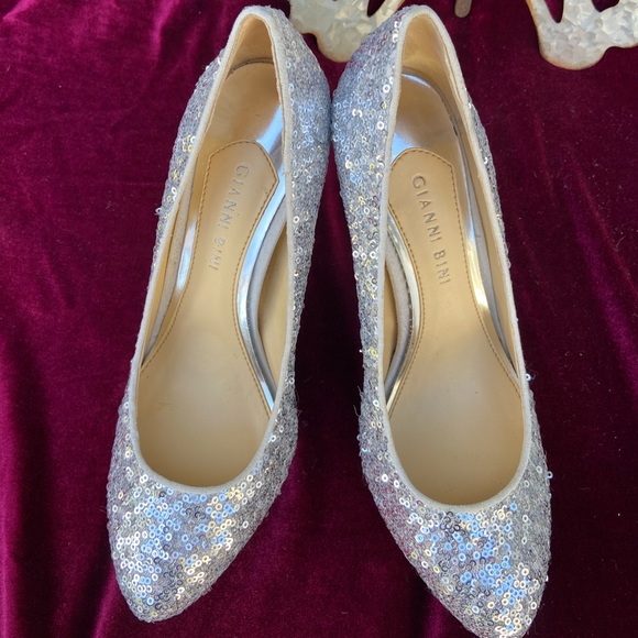 Silver Sequined Gianni Bini Stiletto Pumps Sz 8 - Picture 3 of 7